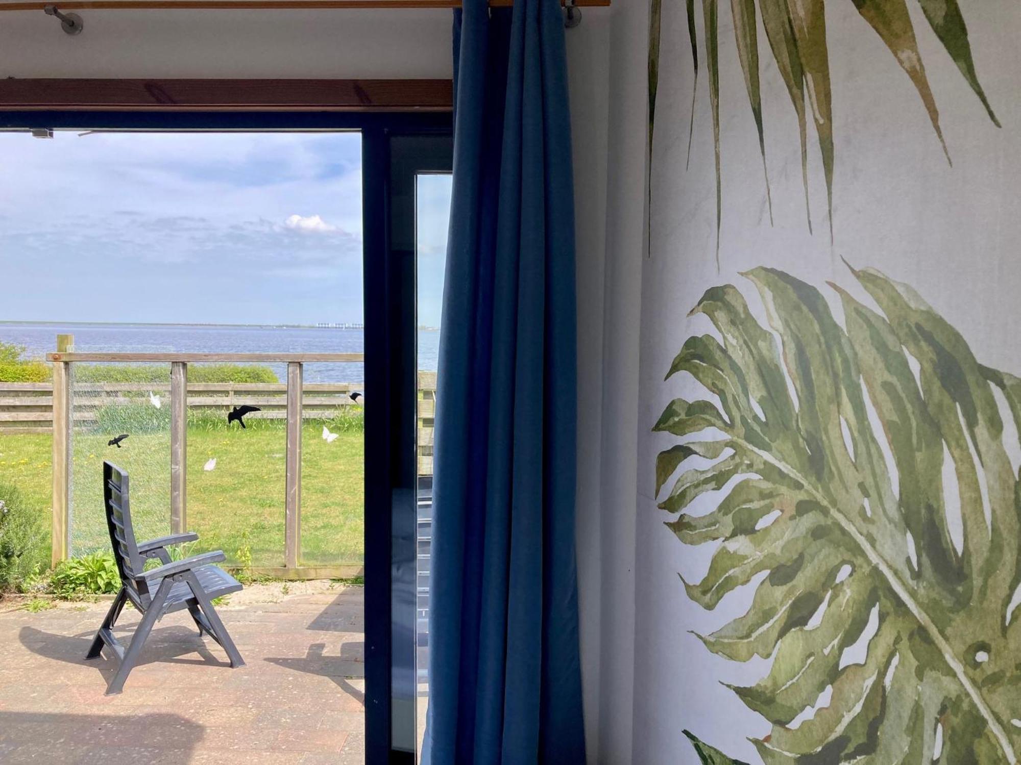 Lakeview 6 Pers Holiday Home Aurora With Fenced Garden, Whirlpool And Sauna Anjum Εξωτερικό φωτογραφία