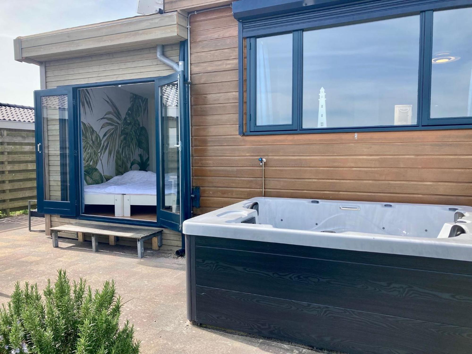 Lakeview 6 Pers Holiday Home Aurora With Fenced Garden, Whirlpool And Sauna Anjum Εξωτερικό φωτογραφία